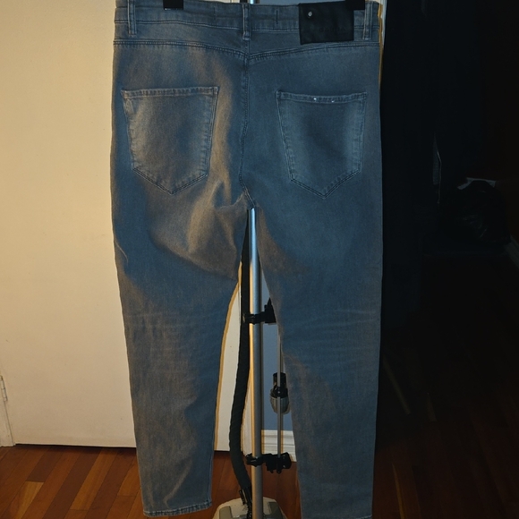 Men's Stylish Gabba Gray Jeans - Picture 10 of 13